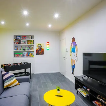 Games By Dimorra Aparthotel Naples