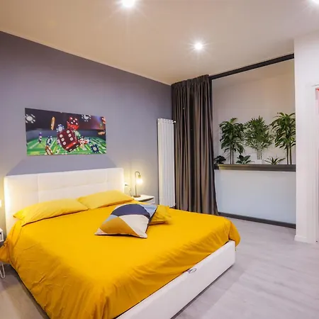 Games By Dimorra Aparthotel Naples